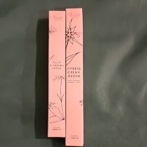 Monika Blunder Tulip Blending & Hybrid Cream Makeup Brushes in Soft Pink Boxes